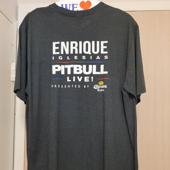 VERY RARE, ENRIQUE IGLESIAS & PITTBULL CONCERT CREW GIFT TEE SHIRT, XL!!! - Picture 4 of 4